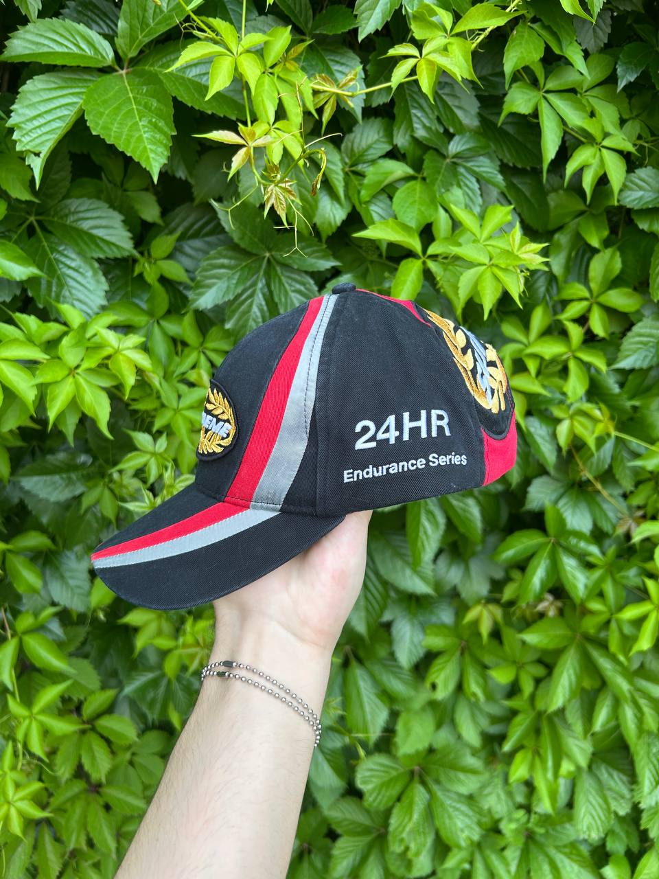 SUPREME FW 24 ENDURANCE SIRIES 6-PANEL BLACK CAP